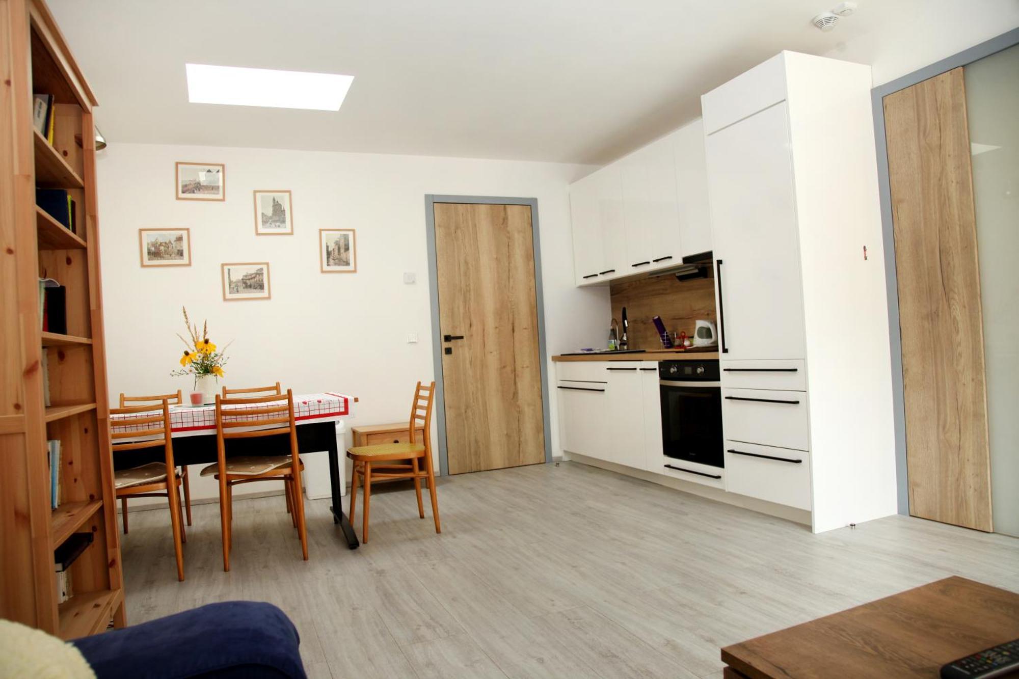 Apartman Ve Mlyne Trebotov Exteriér fotografie